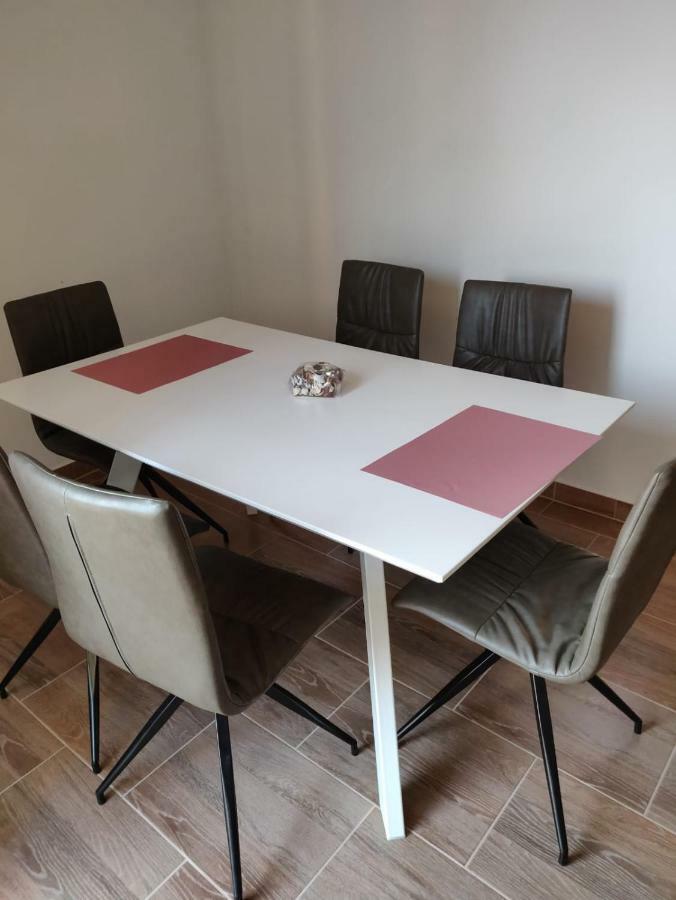 Kuca Za Odmor Postonjski 马斯莱尼察 外观 照片
